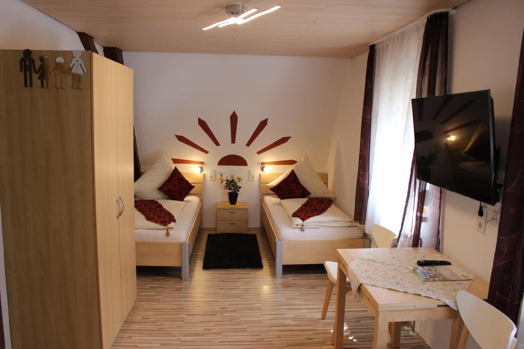 Gasthof Zur Post Zwiefalten Extérieur photo